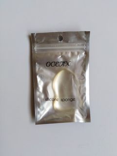 Silicone makeup sponge