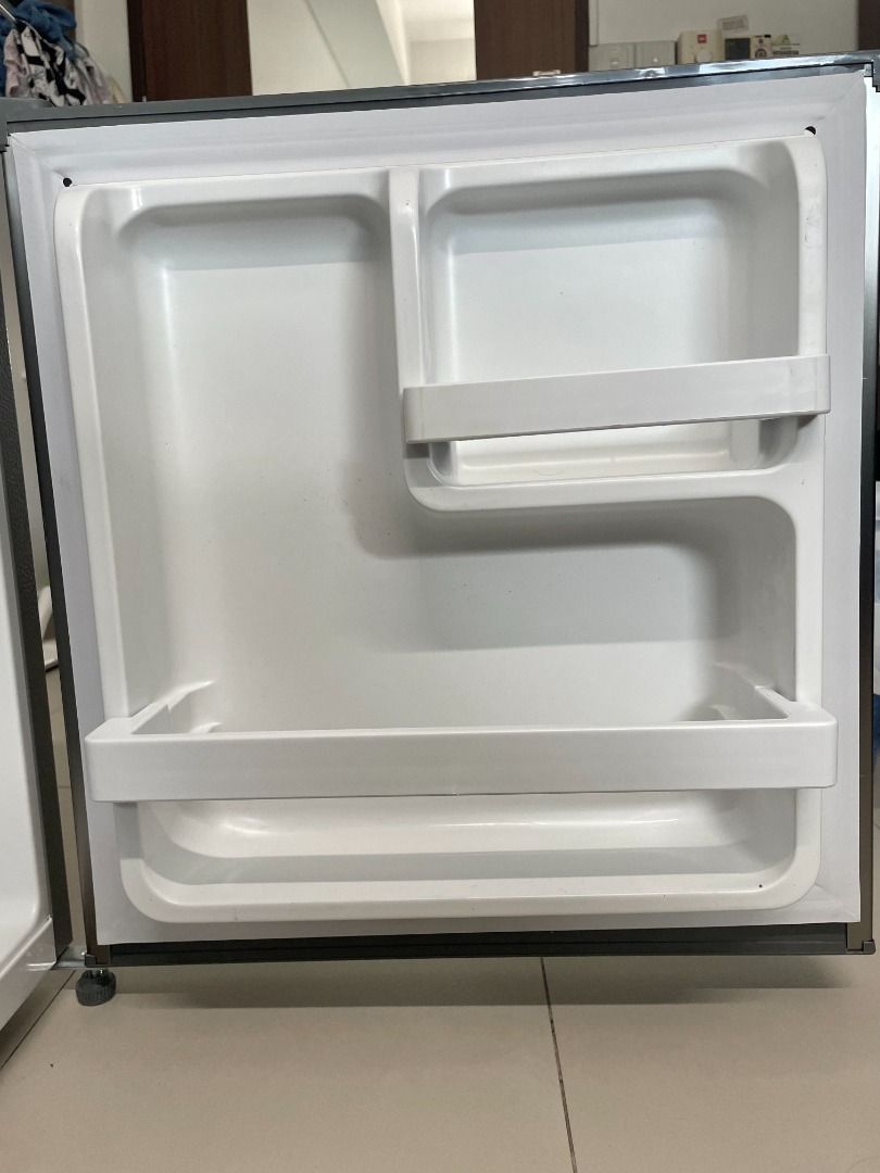 Tecno Mini Bar Fridge TFR48V2, TV & Home Appliances, Kitchen Appliances, Refrigerators