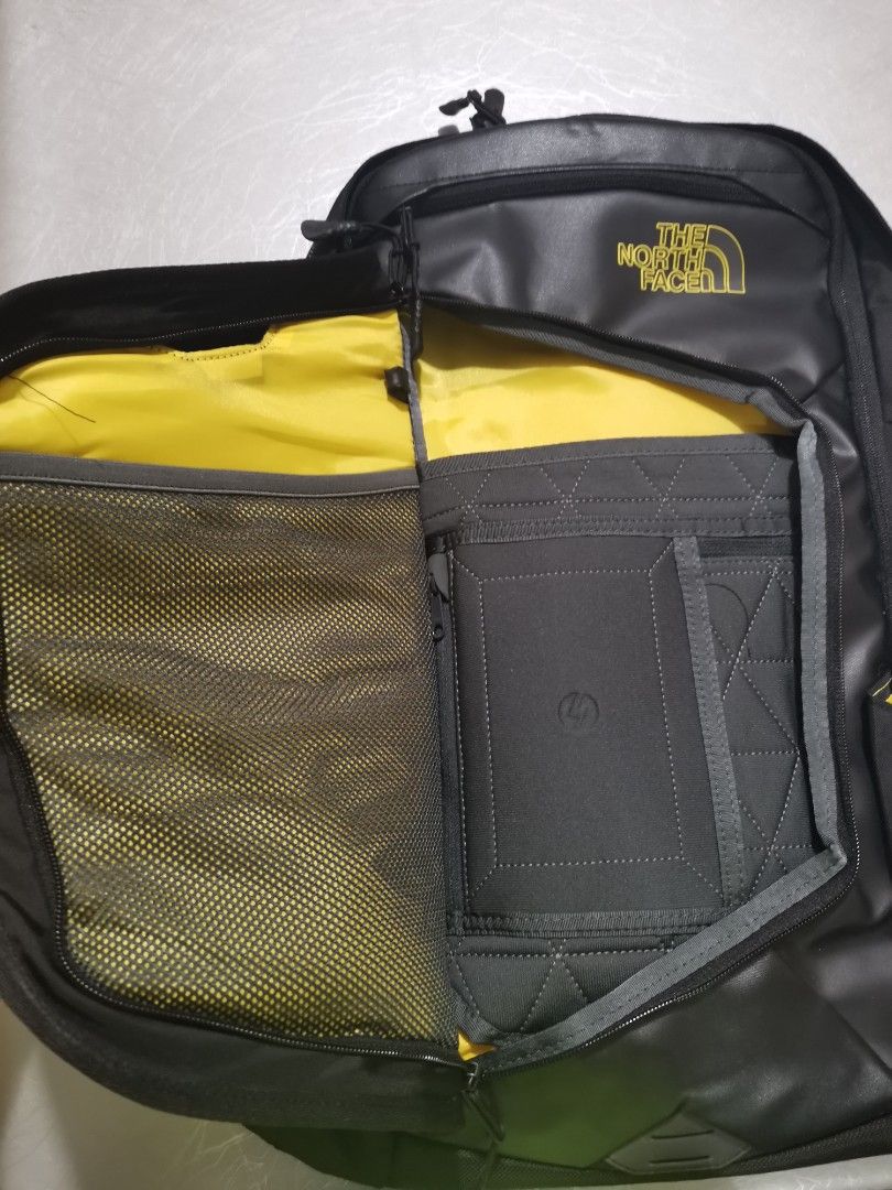 The North Face Resistor Charged Backpack, Men's Fashion, Bags ...