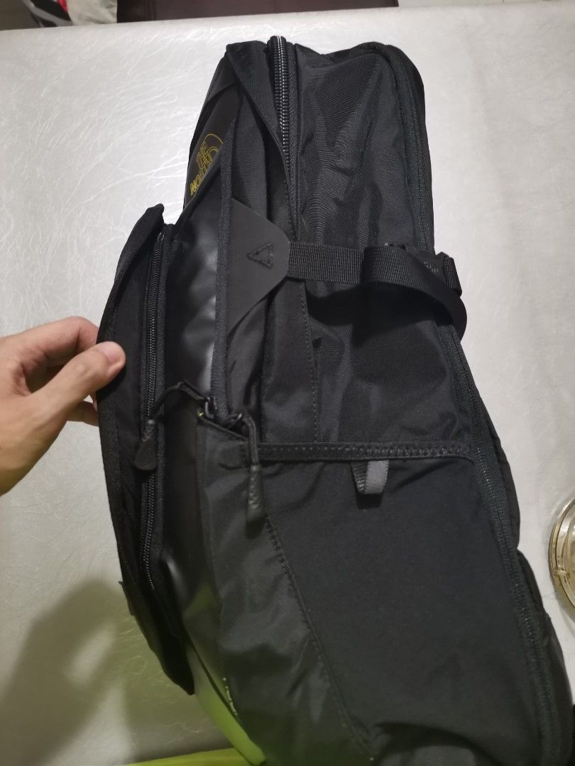 The North Face Resistor Charged Backpack, Men's Fashion, Bags ...