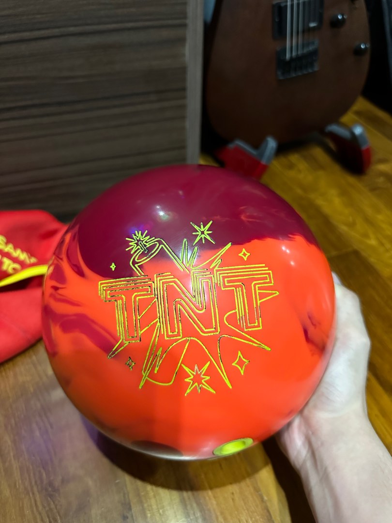 TNT Bowling Ball 13 LBS, Sports Equipment, Sports & Games, Billiards