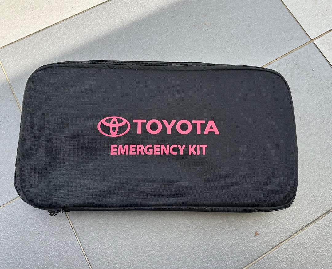 Toyota Emergency Kit, Auto Accessories on Carousell