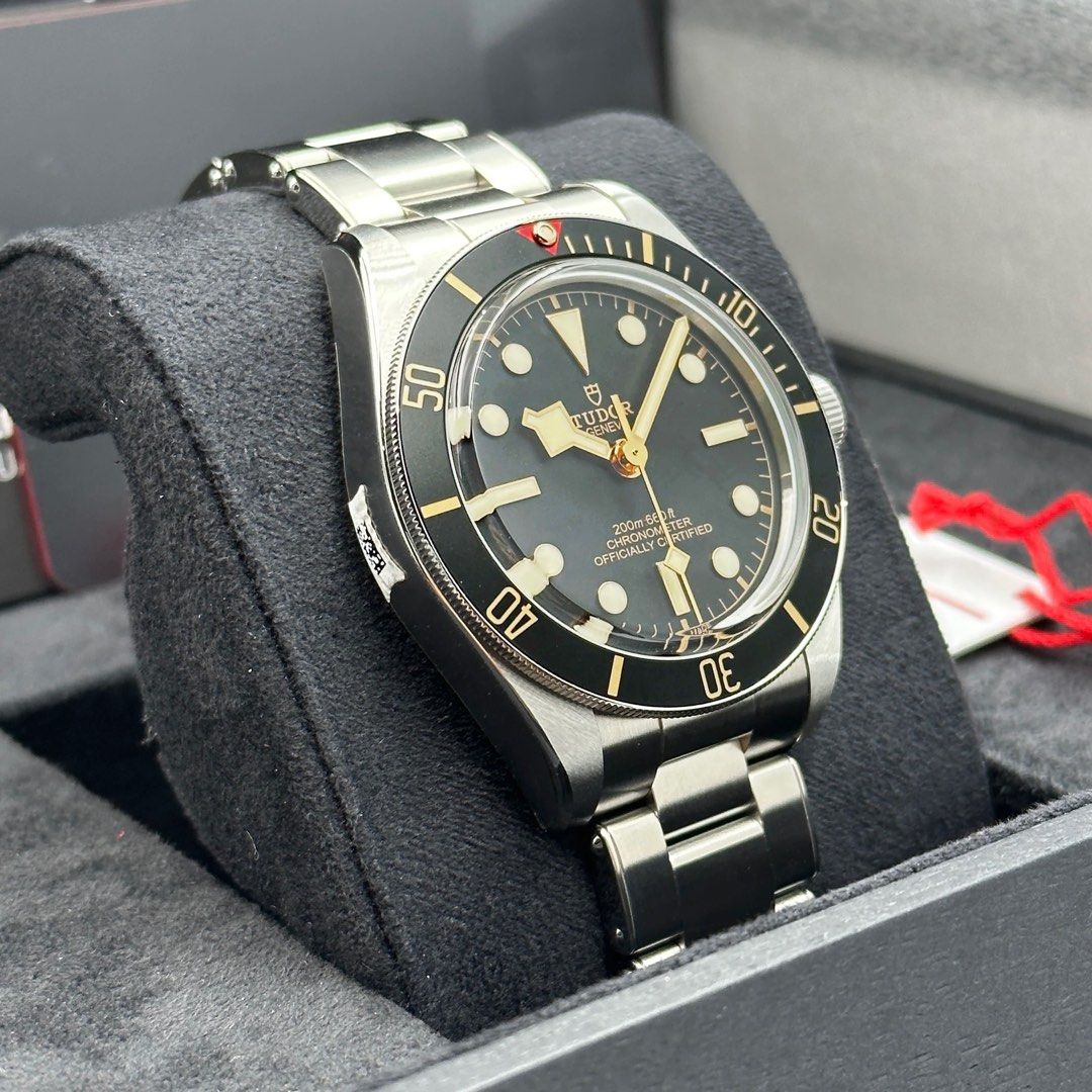 Tudor black bay top 58 with date