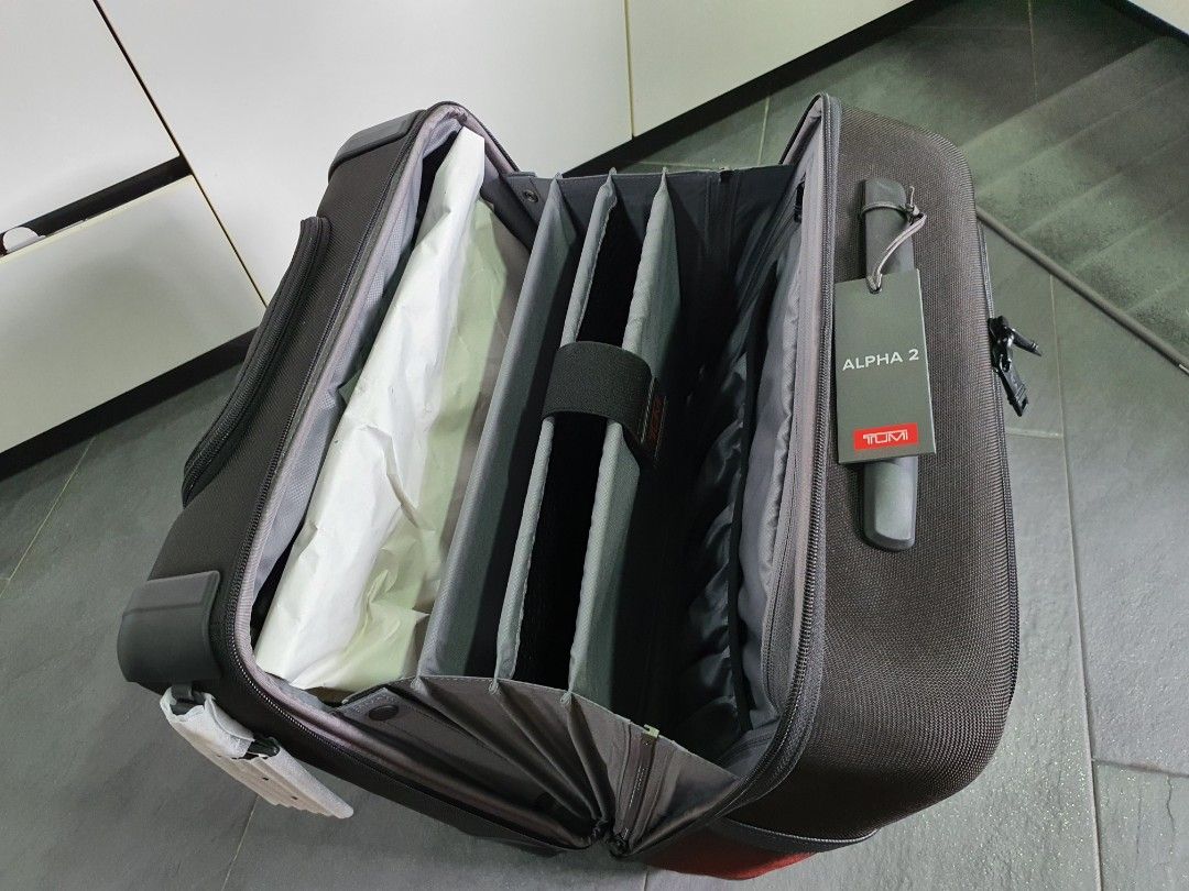 Tumi 4 wheeled deals compact brief