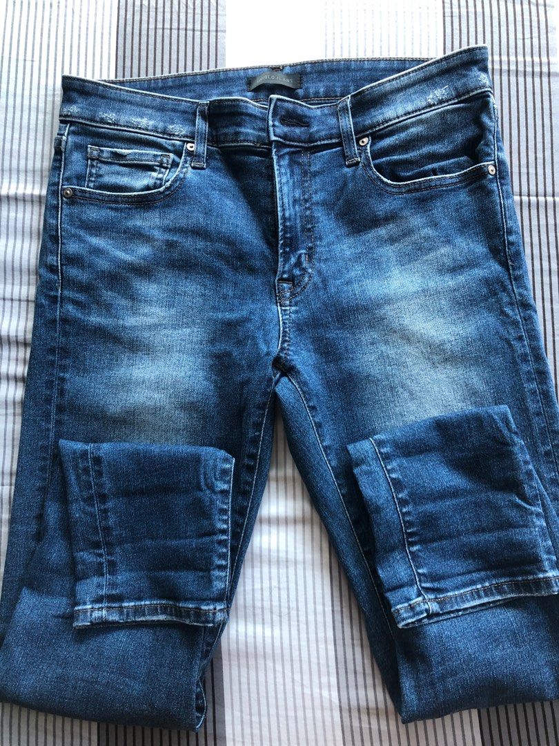 Uniqlo tattered denim jeans (Category: Jeans) located in Manila. Submitted by cheapbuys_13 (Listing ID 1229528534, Image 2). Description: PLEASE READ!! #topitems No other photos No more last price See photo for the size reference Denim Tattered design Actual color posted No rush shipping No long reservations .