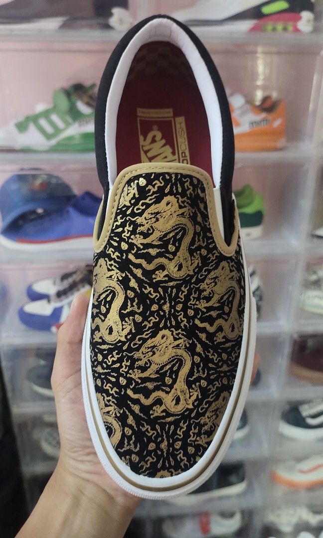 Vans lunares 2025