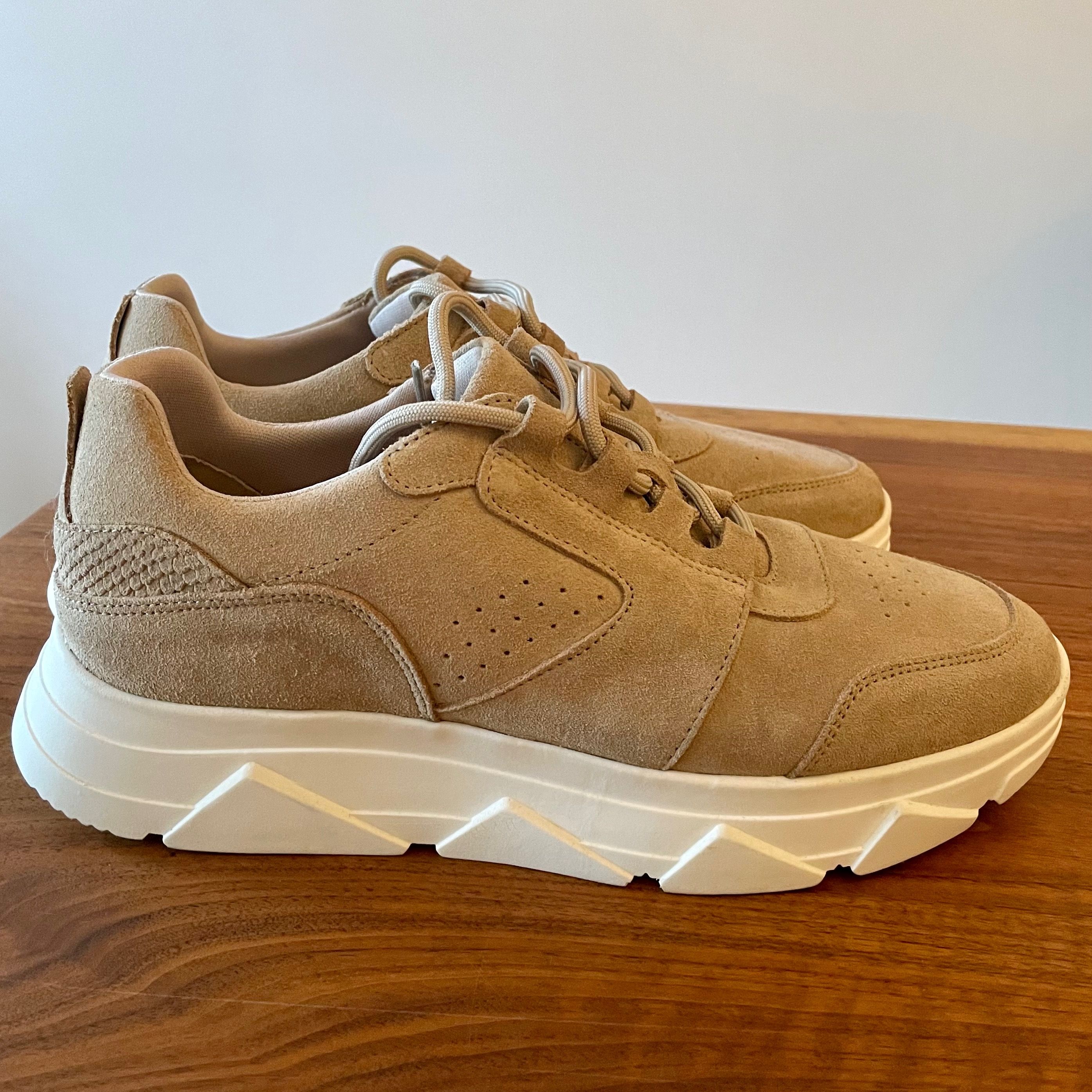 Vera Moda Vmnue Suede Trainers Sneakers brand new Luxury