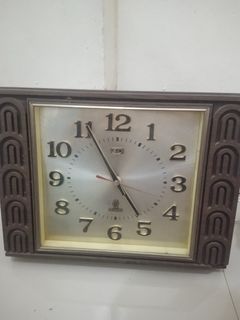 Vintage 3D wall clock