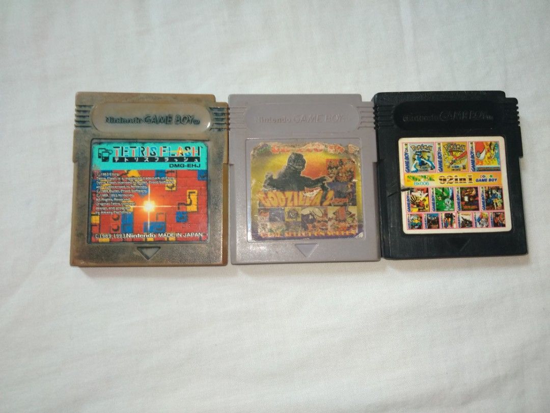 Vintage nintendo game (Category: Nintendo) located in Manila. Submitted by racgeb (Listing ID 1229457545, Image 1). Description: Vintage nintendo dmg 1985 for game boy Authentic 100% good working condition what u see is what u get take all : 2.7k now : 2k 200 in 1 Tetris flash hopper no low baller & haggling for legit & sure buyer only ship @ buyer expense lalamove & lbc express pls.respect, tnx.