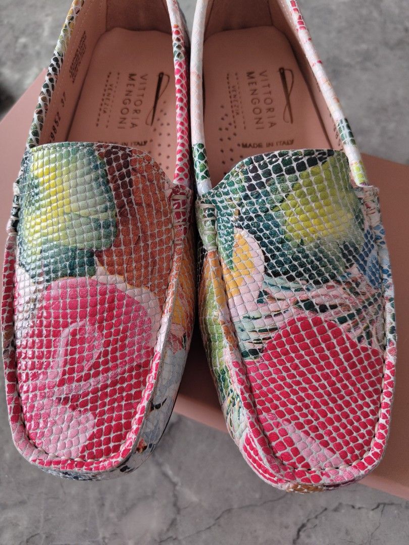 Vittoria mengoni shoes top