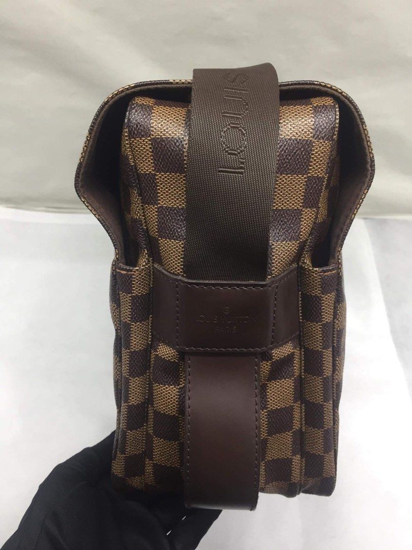 Louis vuitton sales naviglio messenger bag