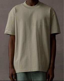 (Category: ) located in . Submitted by us11hypebeast (Listing ID 1229517201, Image 1). Description: .