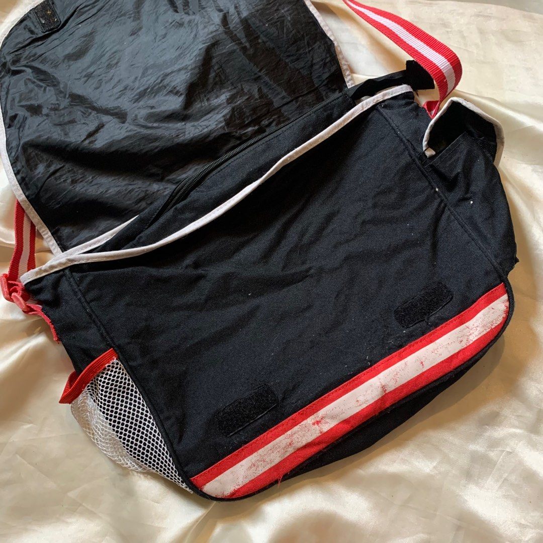 Y2k high school musical messenger bag/ tas slempang, Fesyen Wanita, Tas