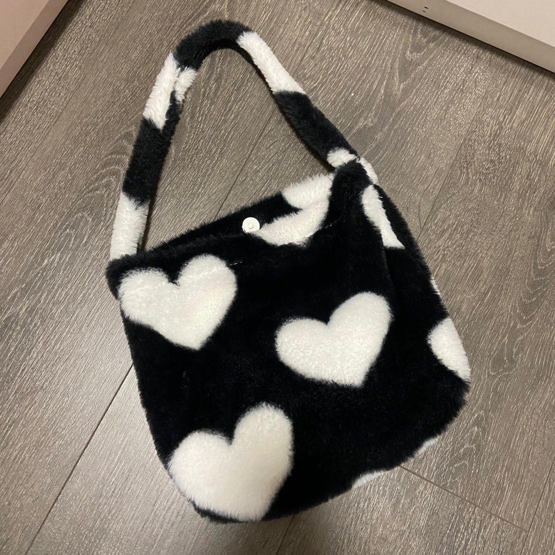 Fluffy bags 2025 y2k