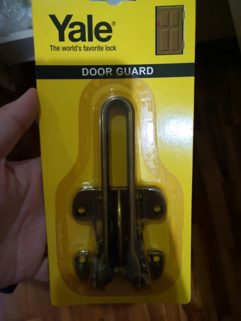 Yale door guard lock, TV & Home Appliances, Other Home Appliances on