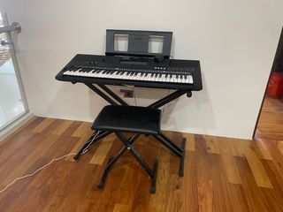 Yamaha PSR e453 Keyboard (Black)