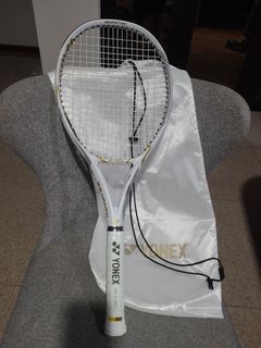 Yonex