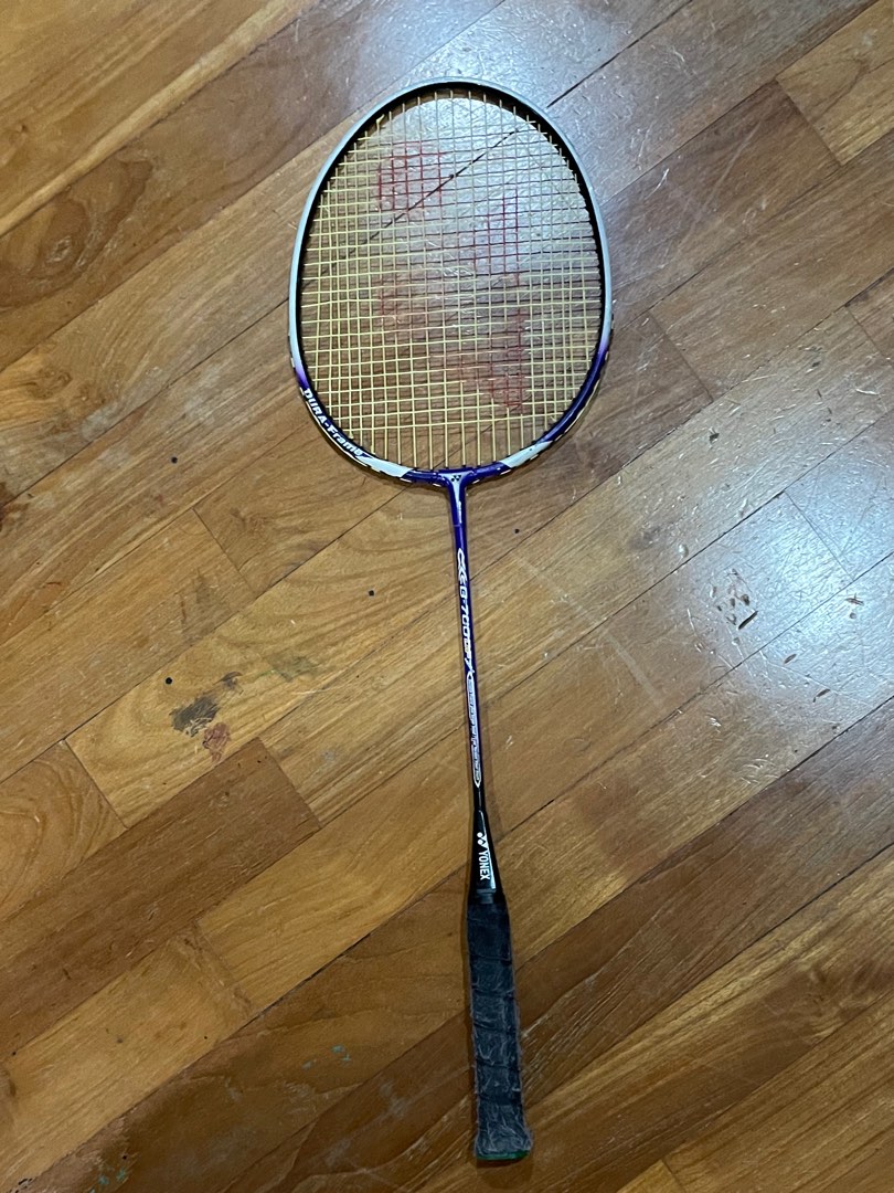 Yonex B-700 DF Mega Badminton Racket, Sports Equipment