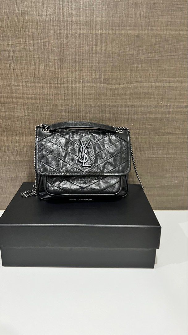 Ysl niki small size(22cm), Luxury, Bags & Wallets on Carousell