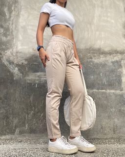 Zara Basic Caramel Nude Highwaisted Trousers