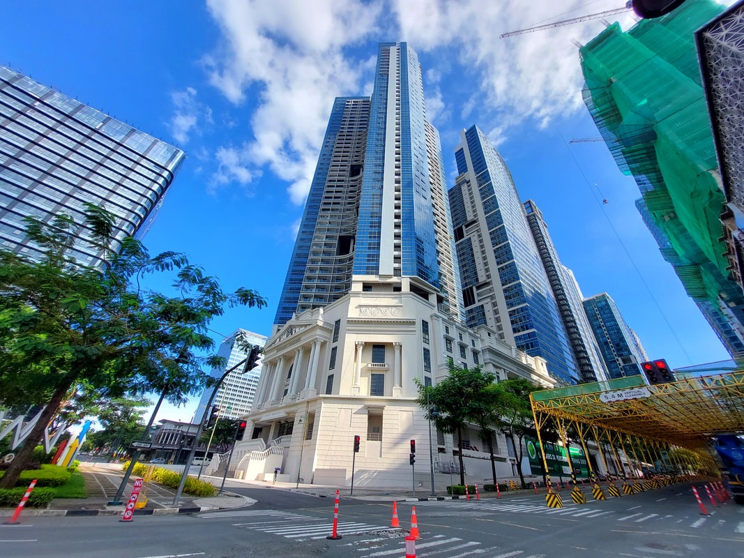 1 Bedroom Corner Unit for Sale in Uptown Parksuites Tower 2, BGC