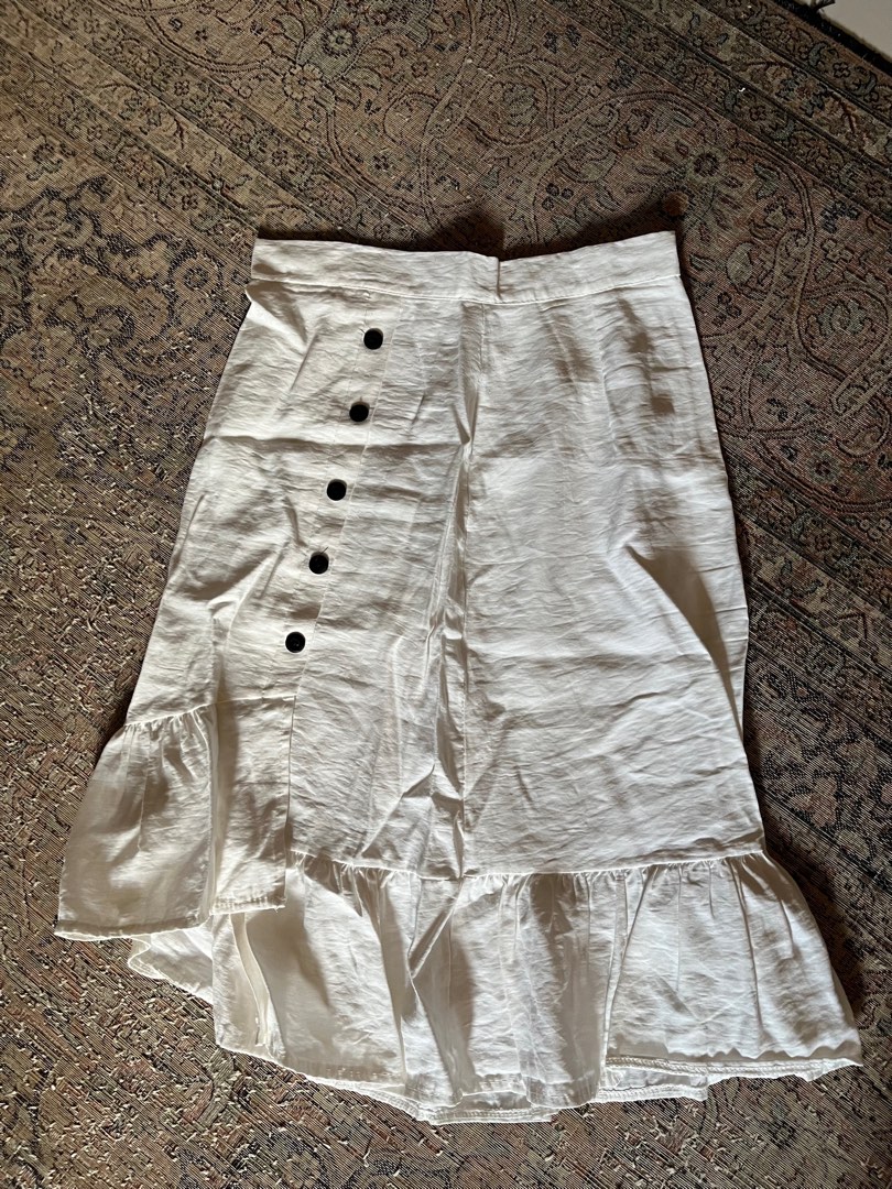 (3 for $9) White button down ruffle midi skier, Women's Fashion ...