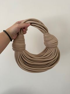 女裝 意粉 手提 單肩袋  手袋 仿皮 晚宴袋 新年 利是 袋 包  餃子包  不是 Bottega BV64234489887745110