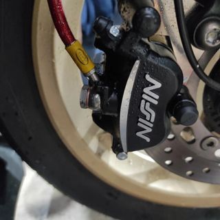 AEROX V2 WITH NISSIN SAMURAI FRONT BRAKE CALIPER (BLACK) + HEL HOSE (RED) + NISSIN SAMURAI FRONT BRAKE MASTER PUMP