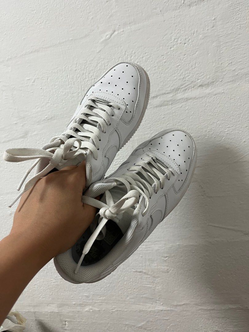 Air force 1 deals triple white womens