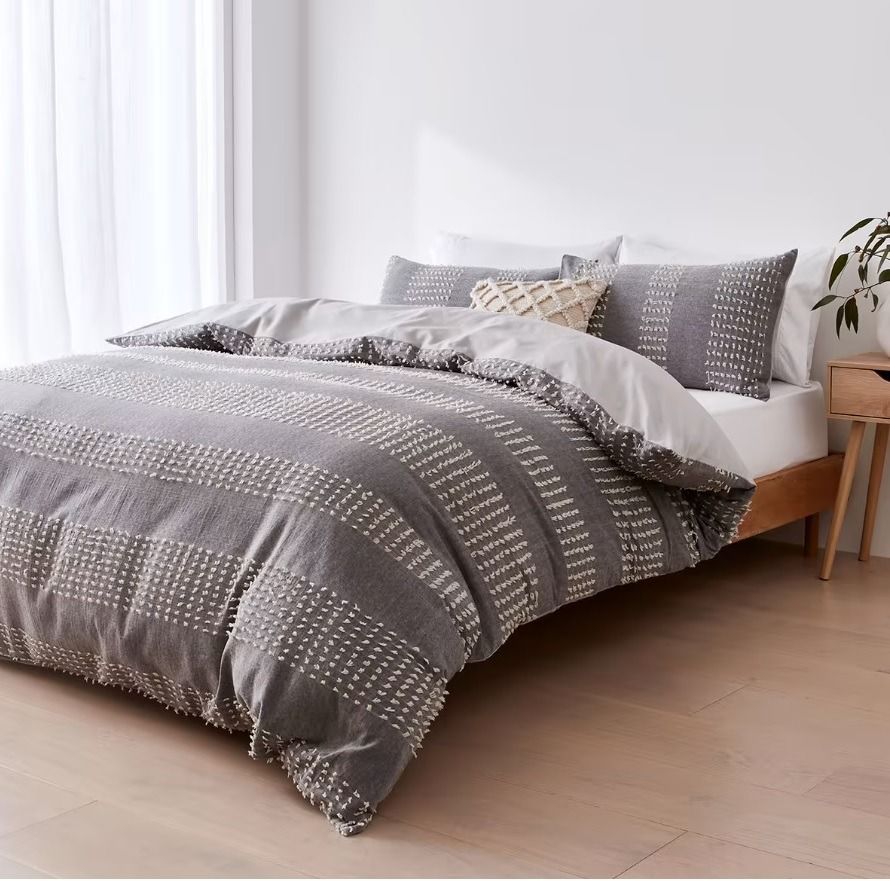 Anko Quilt Cover Set, Hunter, Super King on Carousell