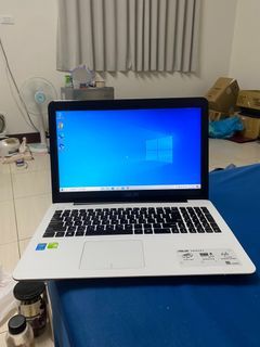 華碩ASUS 四代X555L  i5-4210U記憶體8G固態硬碟128GB+HD1000GB