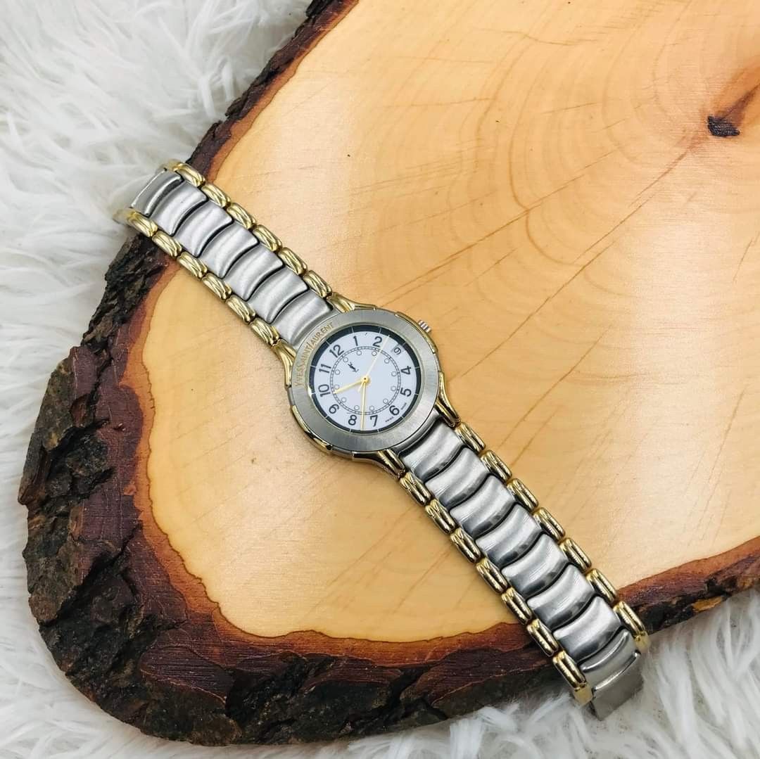 SOLD! Beautiful Vintage YSL heart watch! With Original Strap❤️‍🔥❤️❤️‍🔥  #vintagewatch #vintagewatches #ysl #vintageysl #luxurywatch… | Instagram