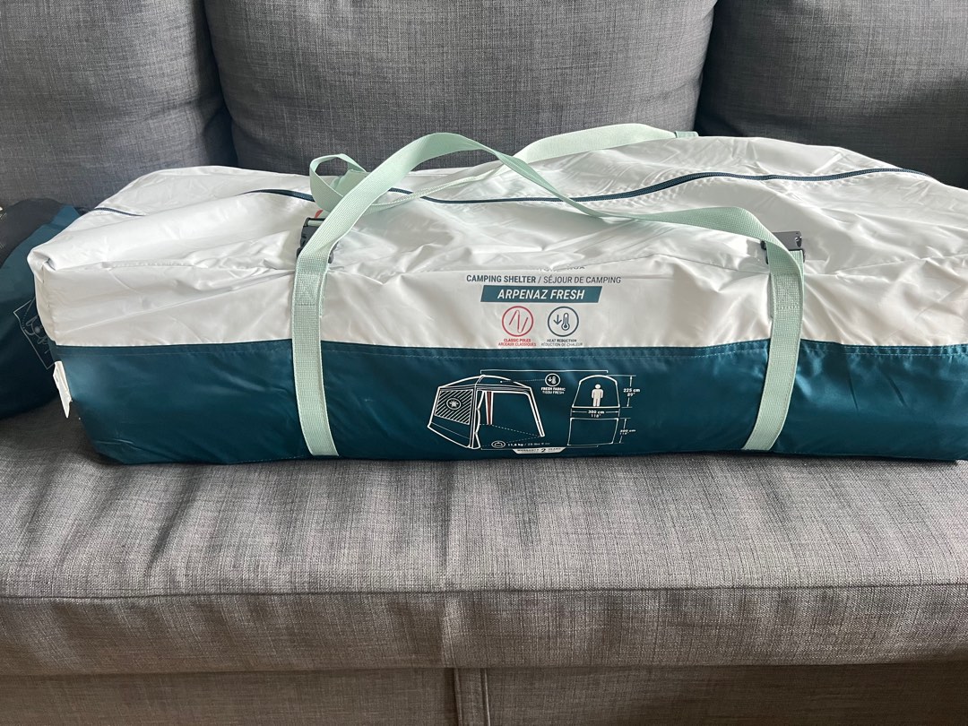 BNIB Decathlon Camping Shelter Arpenaz Base Fresh, Sports Equipment