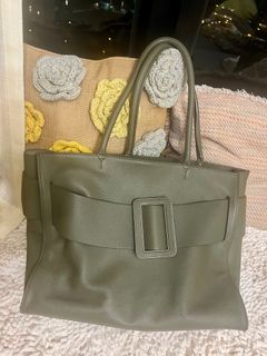 （分類：）位於 。 由 hoarderbee 提交（商品編號 1231237152，圖片 1）。簡介： 。