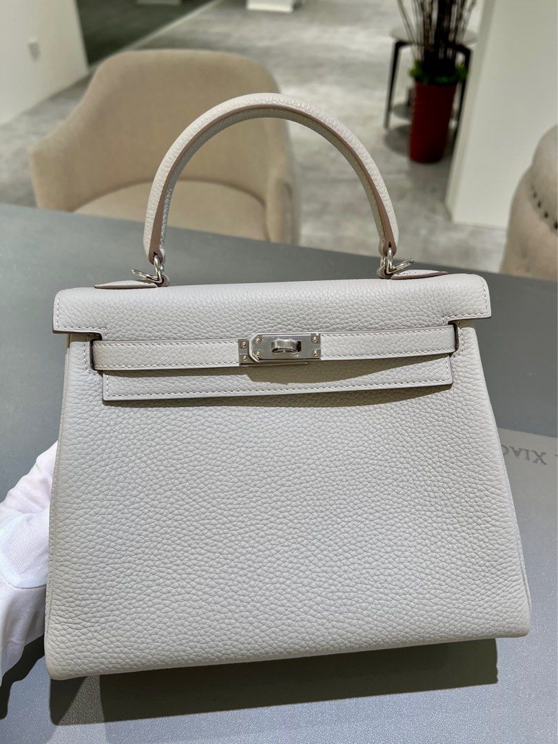 Hermes Kelly bag 28 Retourne Pearl grey Clemence leather Silver