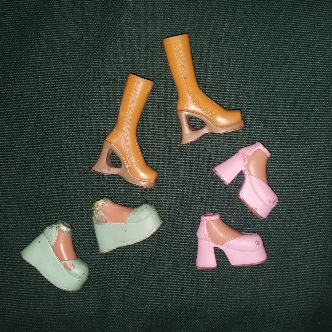 Bratz Doll Shoes Bundle on Carousell