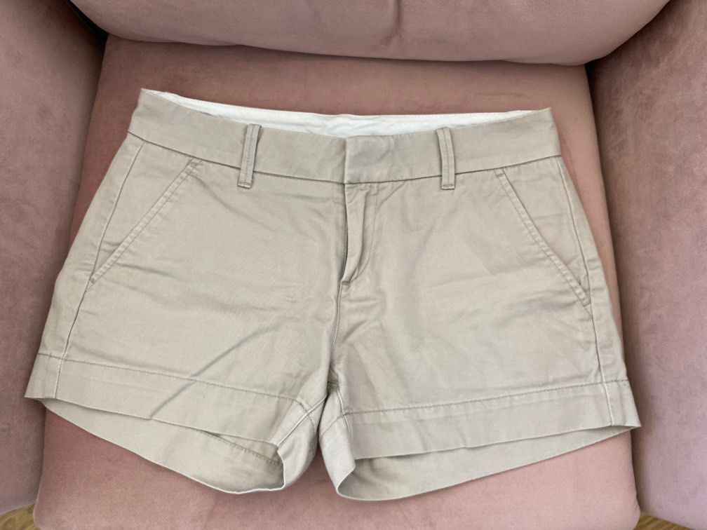 FINAL PRICE Bundle of 3 Uniqlo Women Chino Shorts scroll