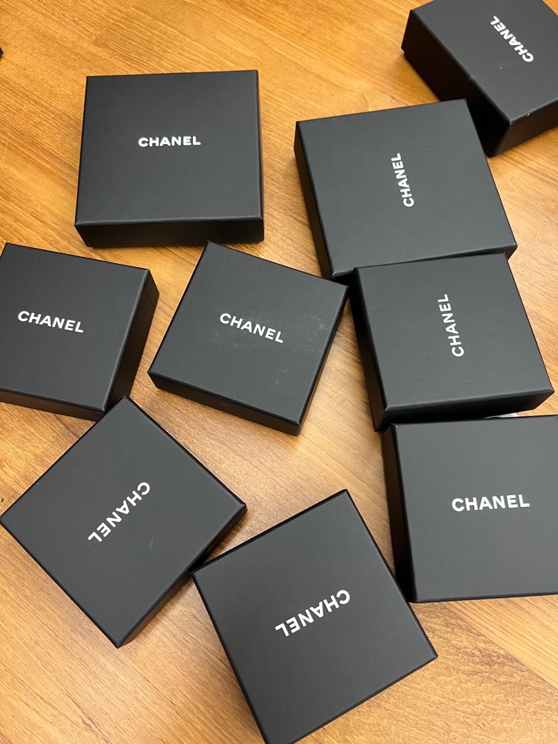 BN Authentic Chanel Jewelry Box, Everything Else on Carousell