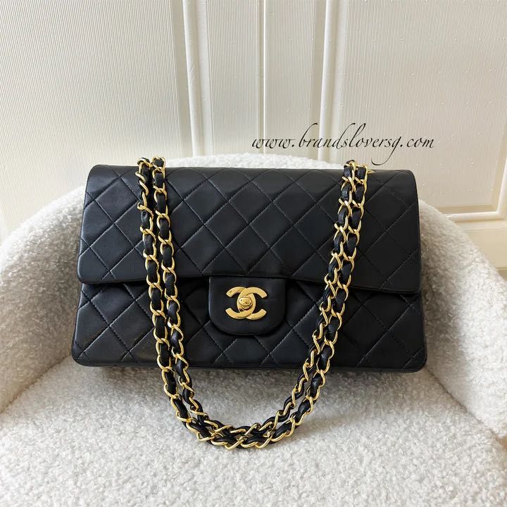 ✖️SOLD✖️ Chanel Vintage Medium Classic Flap CF in Black Lambskin 24K Plated  GHW, Luxury, Bags & Wallets on Carousell