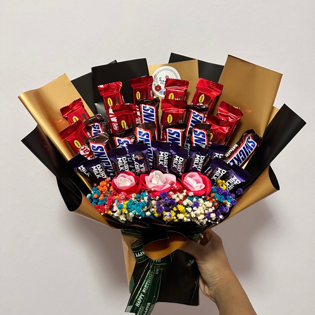 Bouquet chocolate, Hobbies & Toys, Stationery & Craft, Flowers