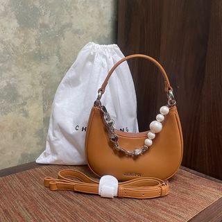 Christy ng- JULIETA MINI CHAIN HOBO BAG Free postage‼️, Women's Fashion,  Bags & Wallets, Shoulder Bags on Carousell