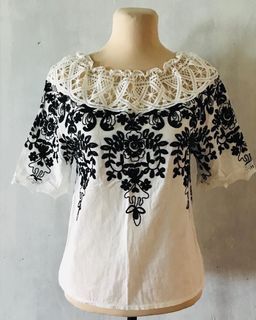 Embroidered Cotton with Lace Blouse (fits S, M)