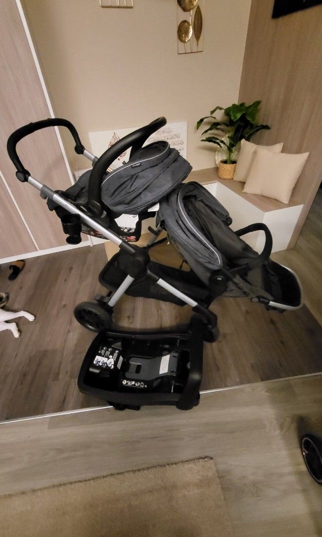 Evenflo Pivot Xpand stroller, Babies & Kids, Going Out, Strollers on
