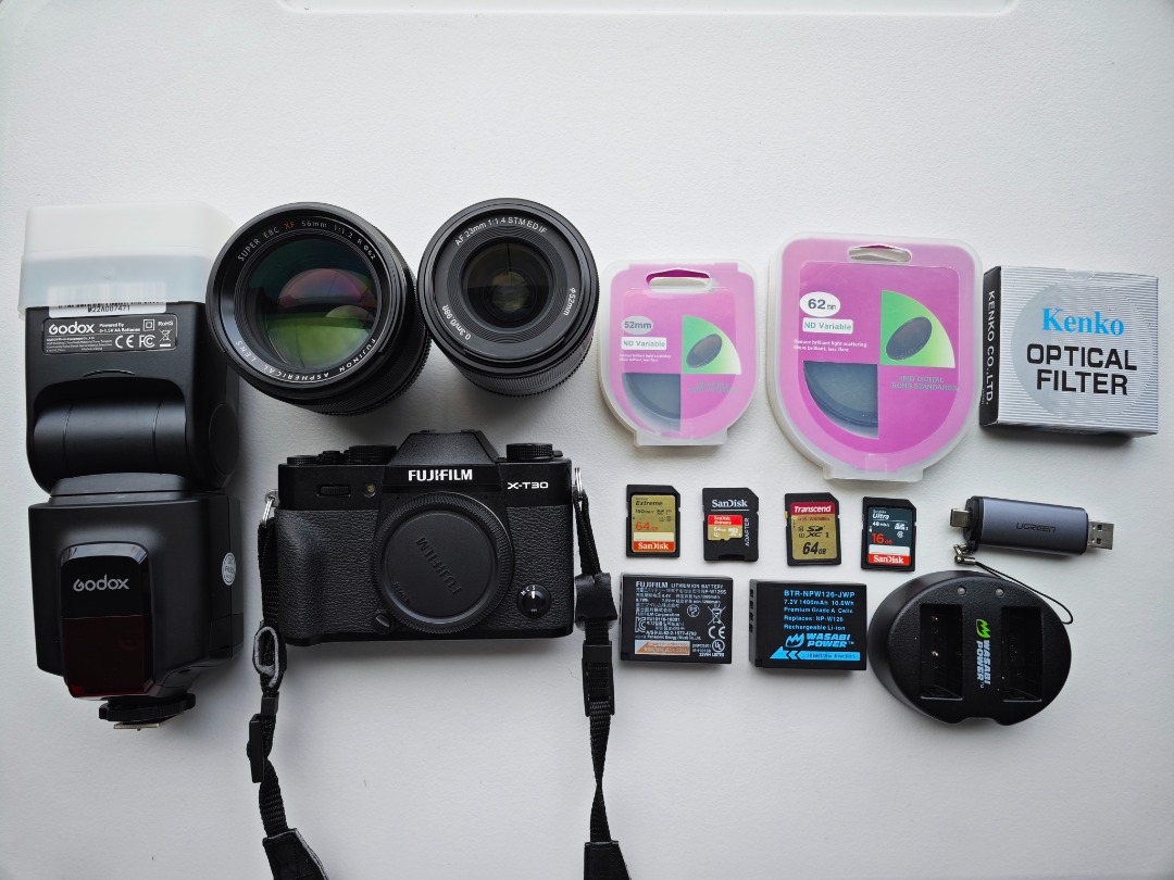 FUJIFILM X-T30 Mirrorless + Accessories + Flash, Photography, Cameras ...