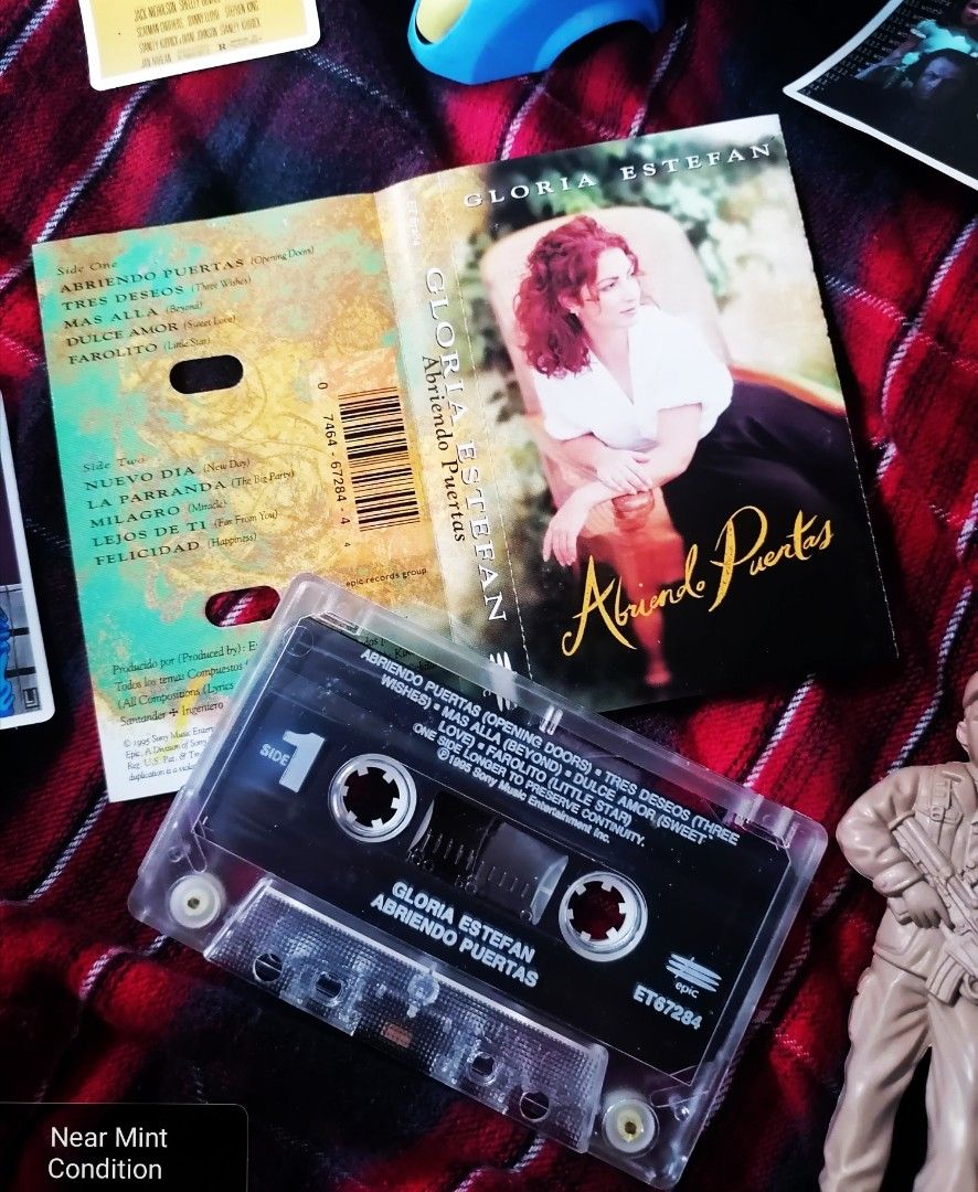 Gloria Estefan Abriendo Puertas Cassette Tape Original Cassette Tapes
