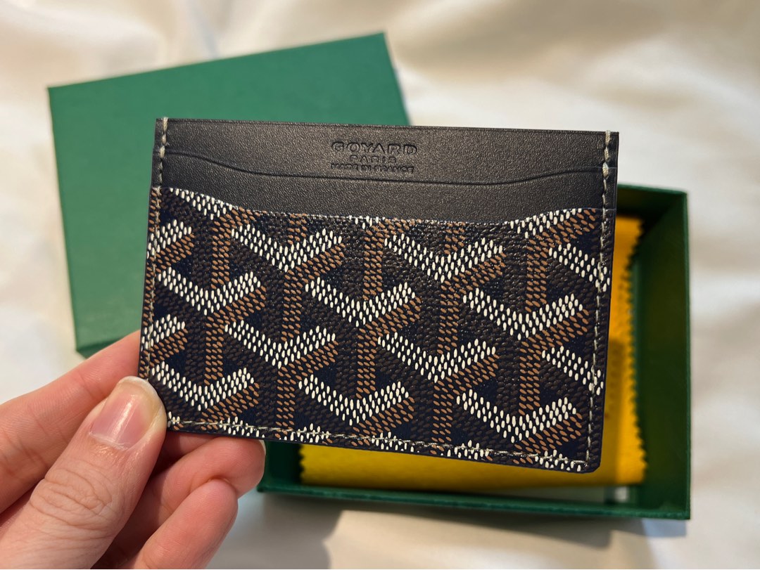 Goyard Card Holder in Navy Color / Saint-Sulpice Card Wallet, Men's  Fashion, Watches & Accessories, Wallets & Card Holders on Carousell