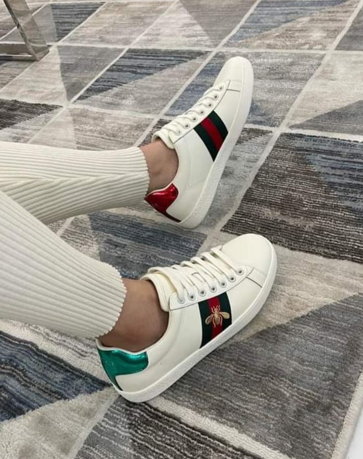 Gucci bee outlet trainers womens