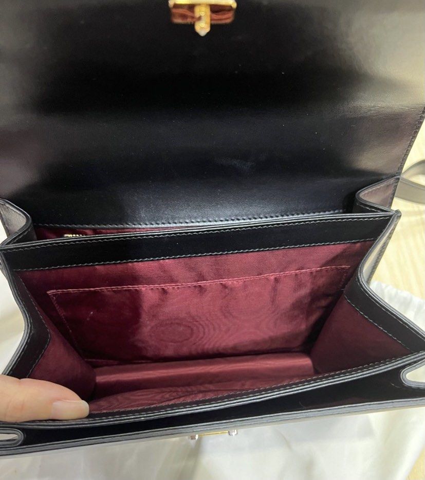 Gucci Zumi Bag (Category: Luxury Bags & Wallets) located in Makati City. Submitted by dashlux (Listing ID 1231154276, Image 3). Description: ✨Item will be ship out around July since I’m currently out of the country. But can reserve now. Rare item 🍂 Up for grabs now 💕 Sure buyers only please ✨ #luvluxe .