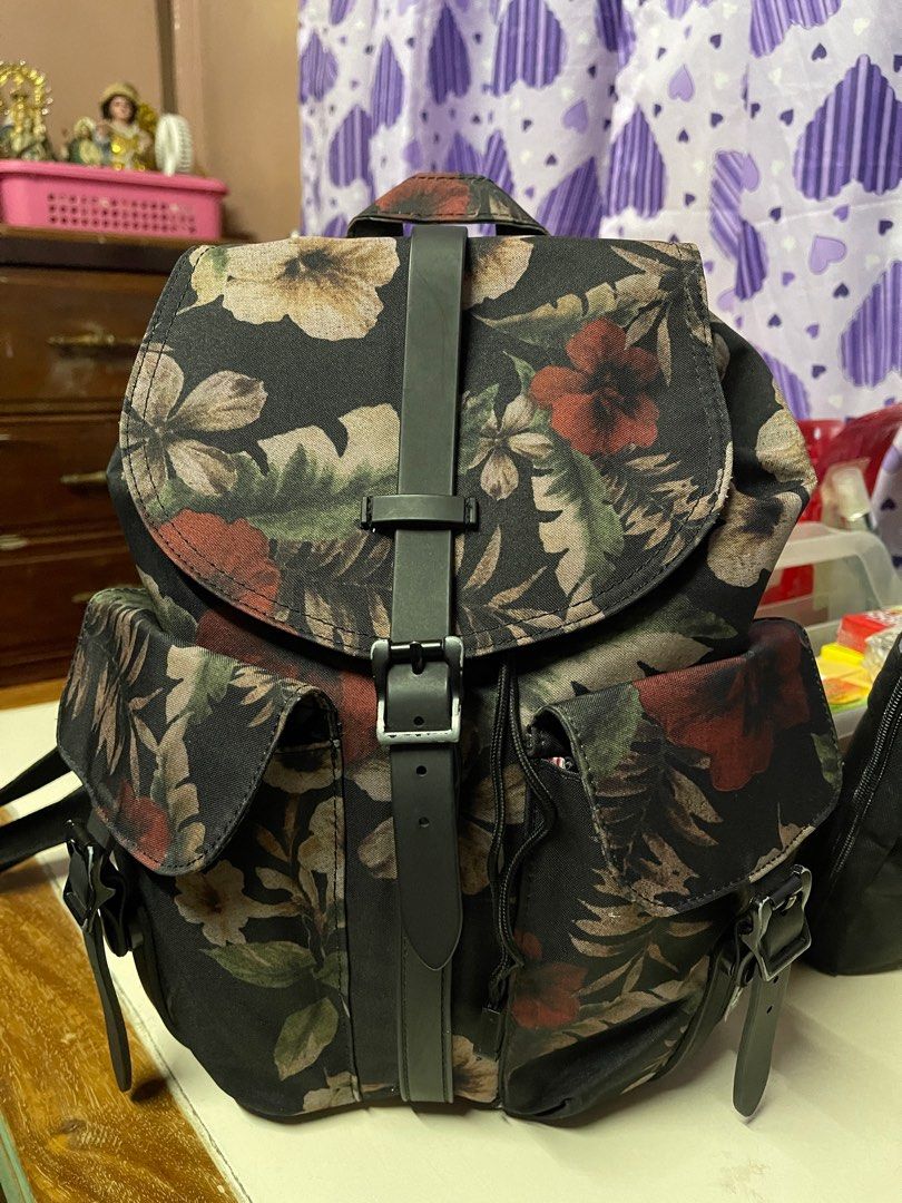 Herschel Dawson Hawaiian Camo Women s Fashion Bags Wallets Backpacks on Carousell