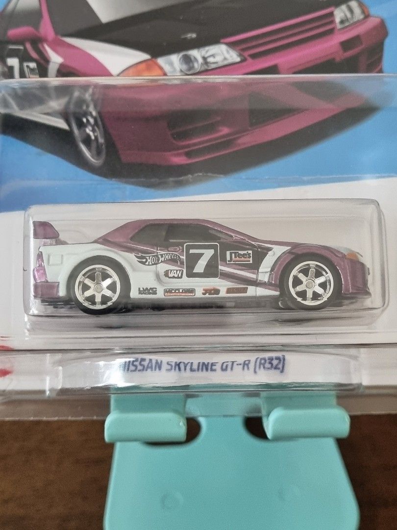 HOT WHEELS NISSAN SKYLINE GT-R R32, Hobbies & Toys, Toys & Games on ...